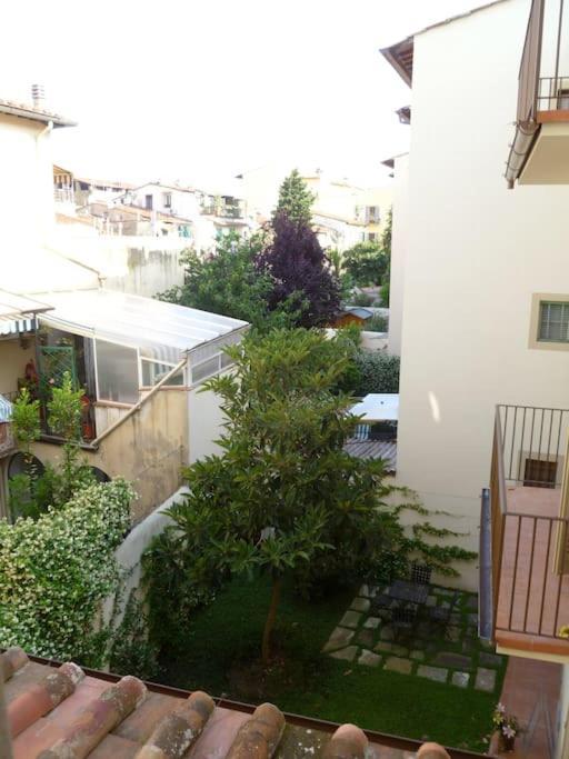 Romantic Apt In San Frediano フィレンツェ エクステリア 写真