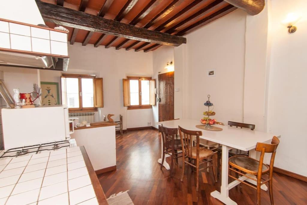 Romantic Apt In San Frediano フィレンツェ エクステリア 写真
